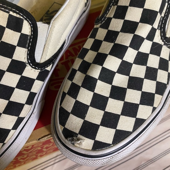 Vans - Picture 4 of 4